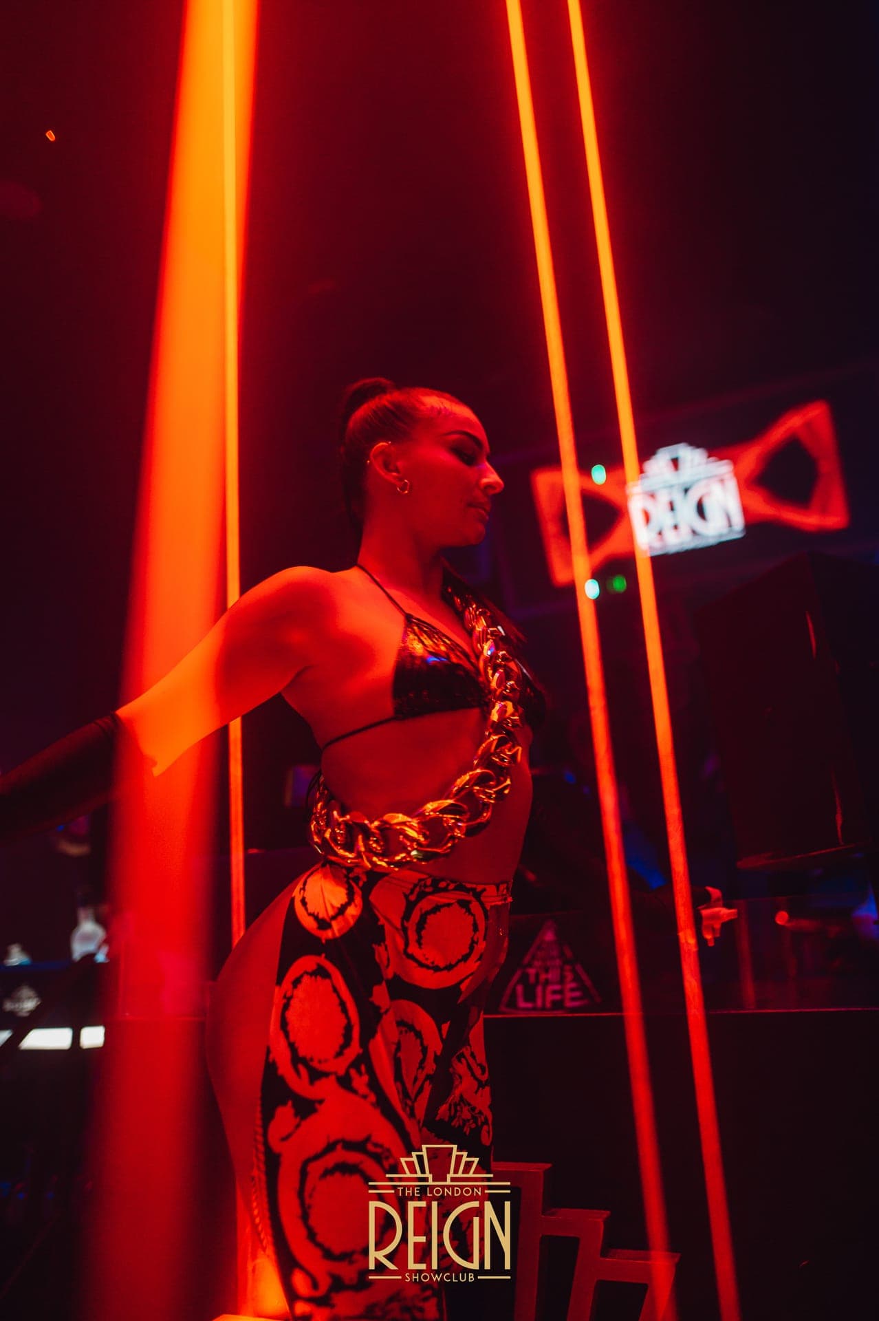 Maddox Club Birthday: How the Dinner-to-Dancing Format Works