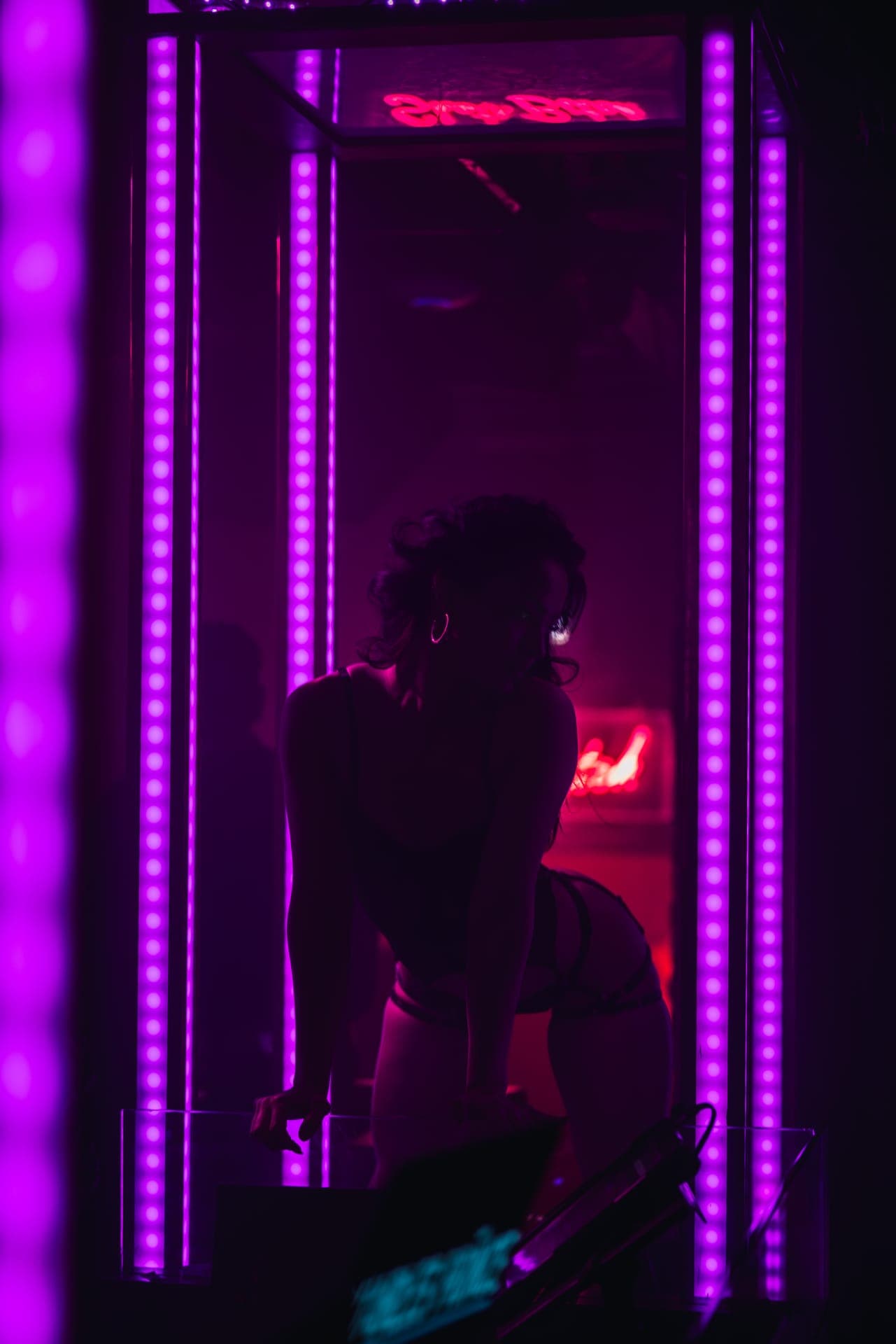 Birthday Bottle Service in London: The Complete Guide