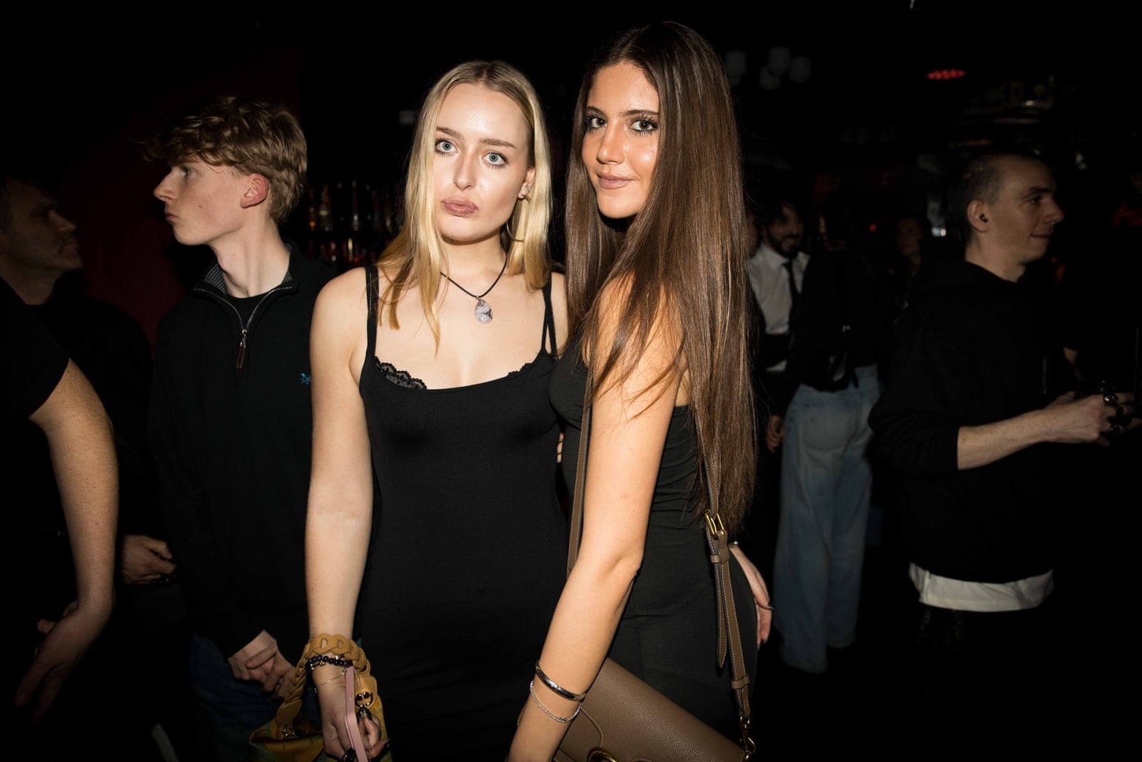 Pre-Drinks Before a London Club Birthday: What to Plan